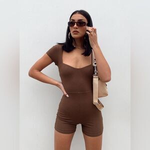 Princess Polly, NOLAN SHORT SLEEVE‎ ROMPER BROWN size 2 nwt